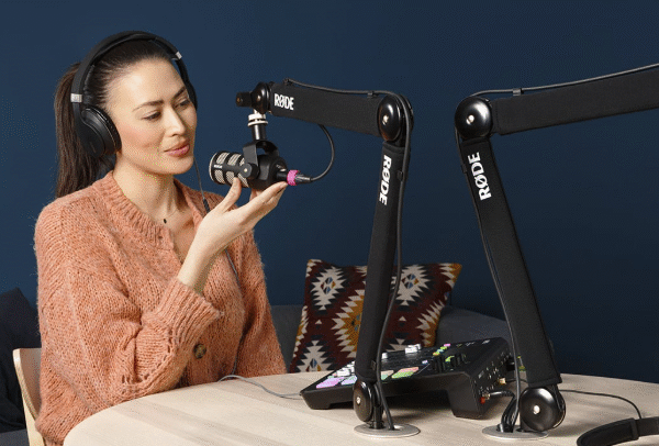 Mic Drop Made Easy: Best Online Tools for Creating a Podcast That Sounds Pro 