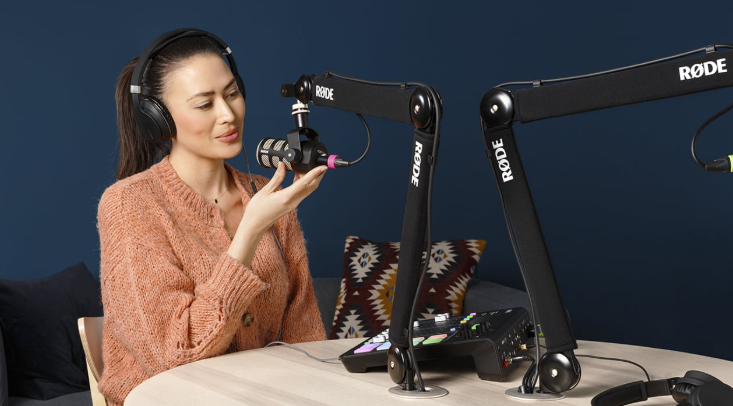 Mic Drop Made Easy: Best Online Tools for Creating a Podcast That Sounds Pro 